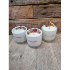Beautiful Scented Candle with dried flowers